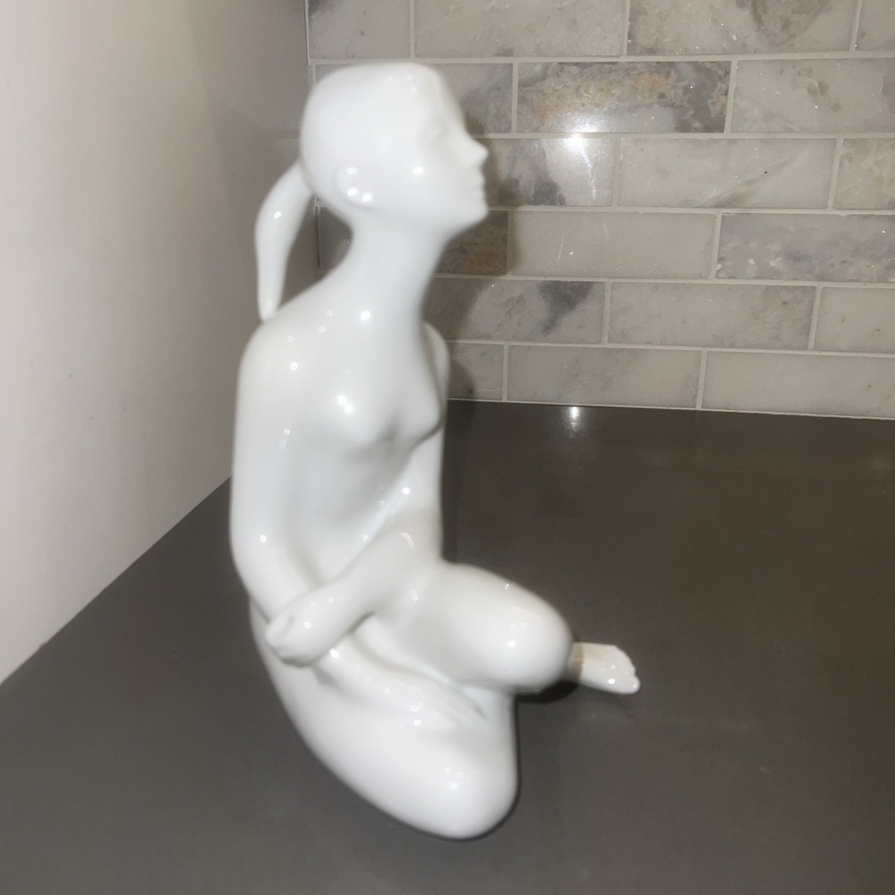 Hand Painted ROYAL DUX LADY WHITE GLOSSY PORCELAIN  MARKED